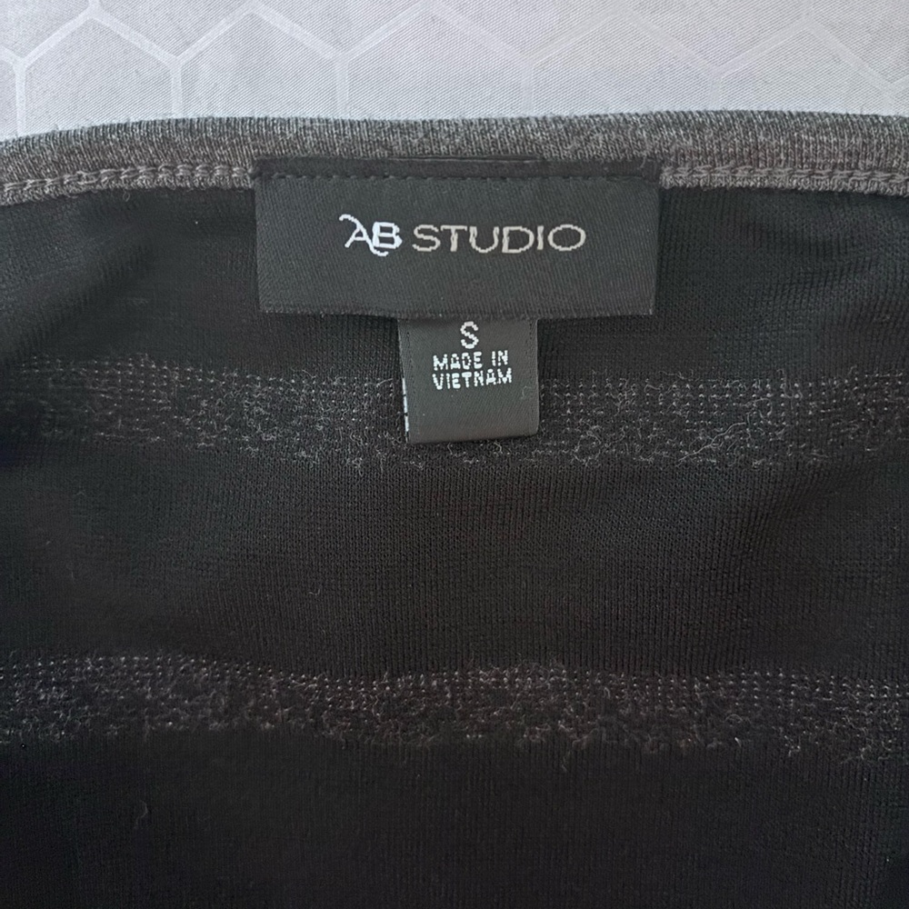 AB Studio Charcoal Layered Ruffle Tank - Picture 4 of 5